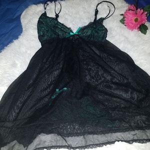 🆕 Women's Black & Green Lingerie Set Size Medium